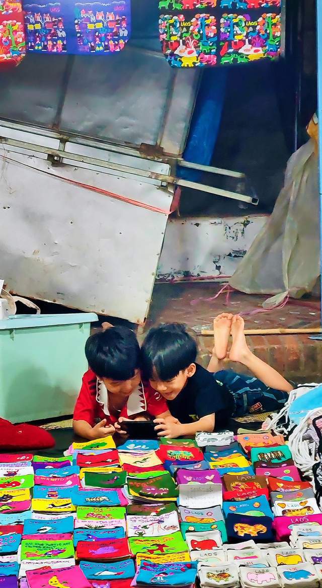 行琅勃拉邦去躺平(5千元出国攻略)九游会真人游戏第一品牌坐着高铁出国(图2) 行琅勃拉邦去躺平(5千元出国攻略)九游会真人游戏第一品牌坐着高铁出国(图2)